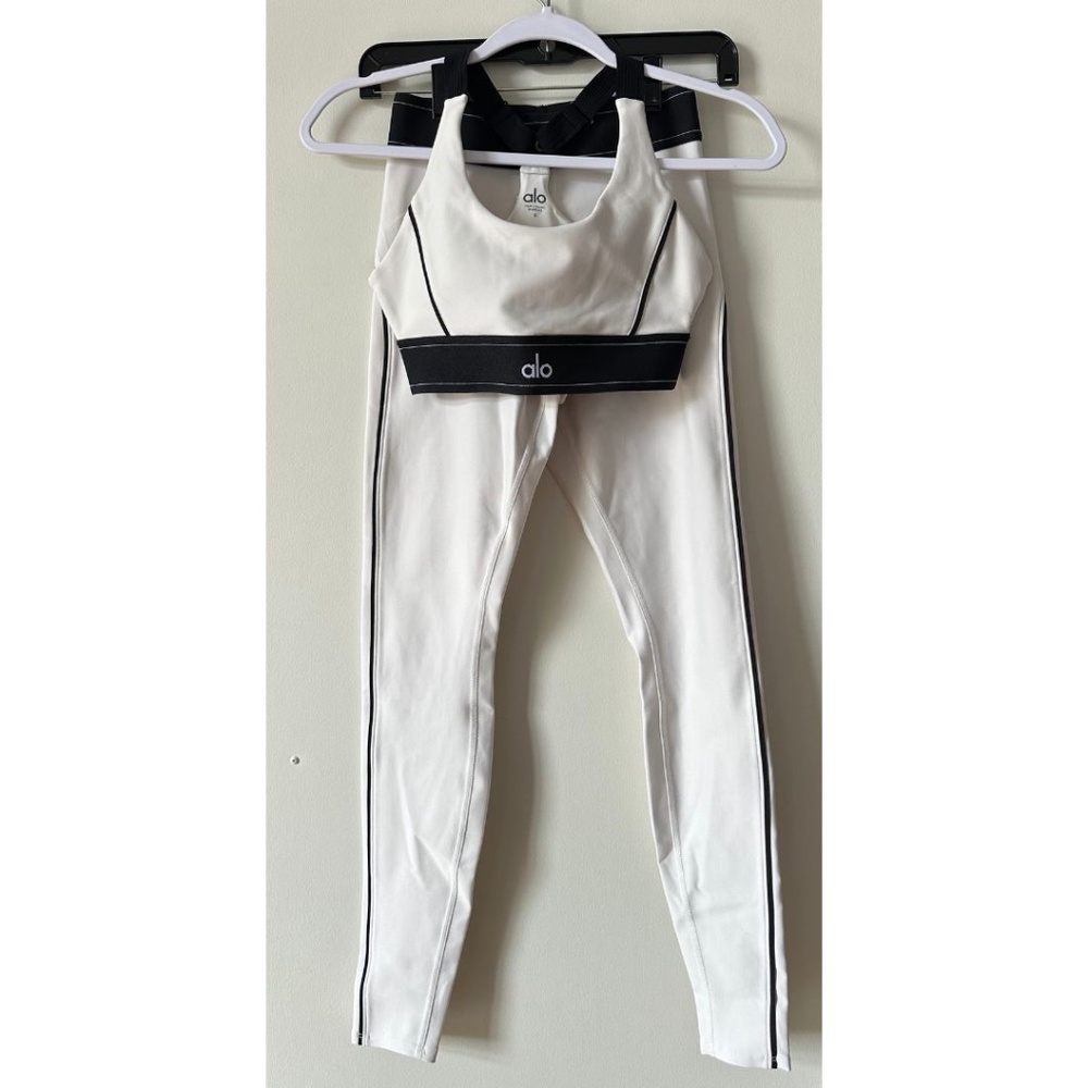 White Alo Yoga Outfit [Set]